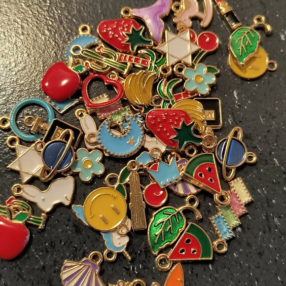 10 PC Colored Enamel Pendant lot - Picture 2 of 2